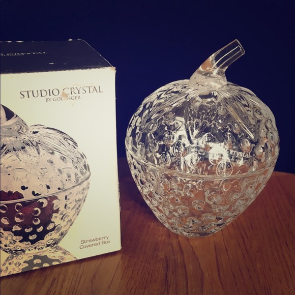 Godinger Studio Crystal Strawberry Box #44482 - Picture 1 of 6